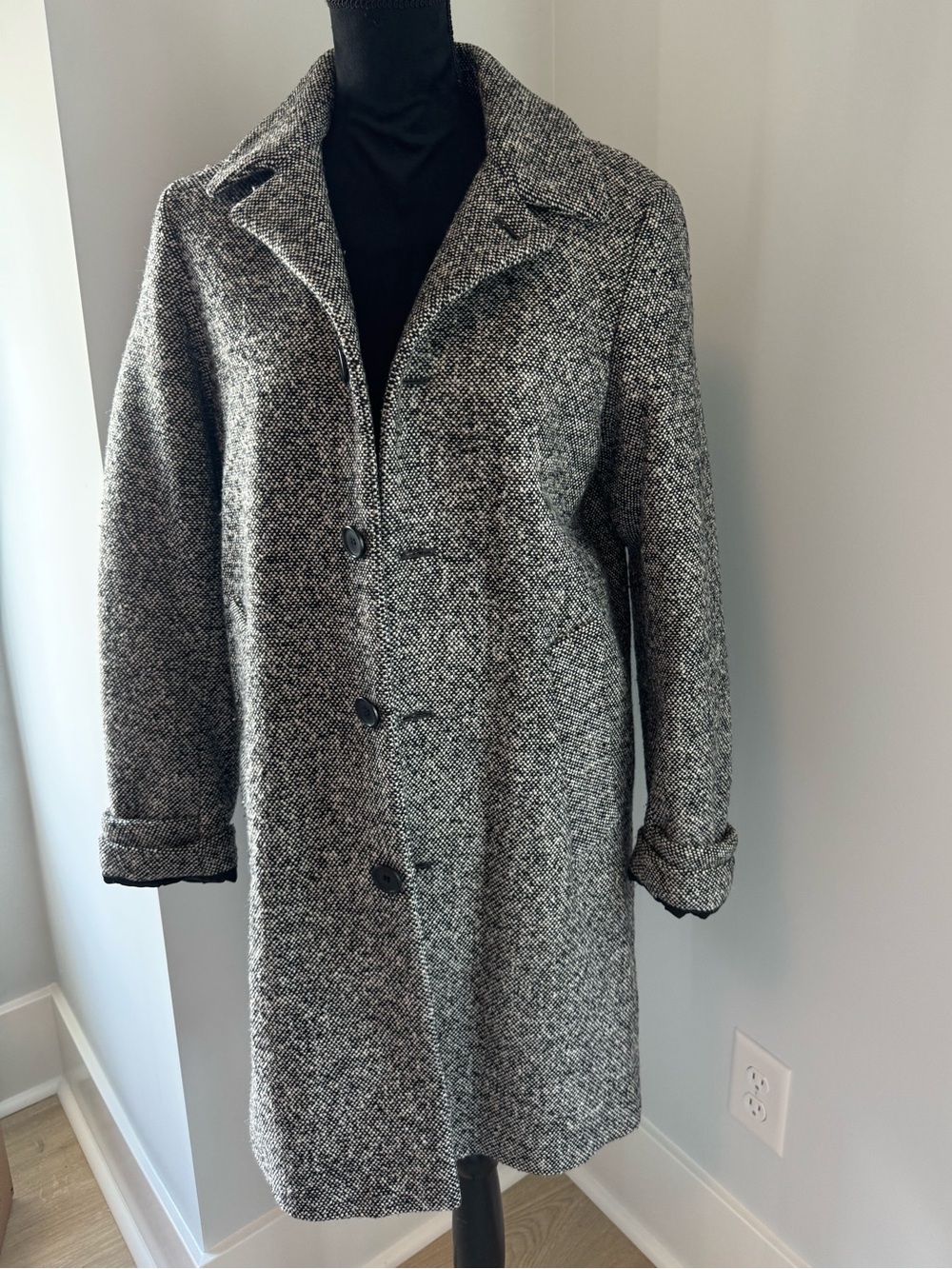 Sandro Paris Wool Blend Coat Women’s Size S Gray Black Tweed Button Front